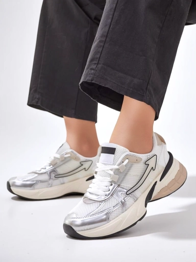 Baskets de sport Royalfashion pour femmes sur une semelle plus épaisse Beysa