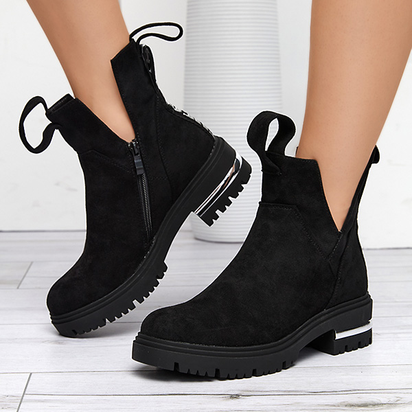 OUTLET Bottes noires à talon plat pour femmes Dezi - Chaussures