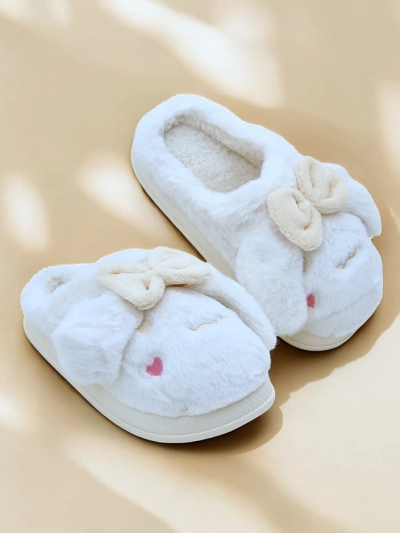 Pantoufles en fourrure pour femmes Royalfashion avec un nœud Savos