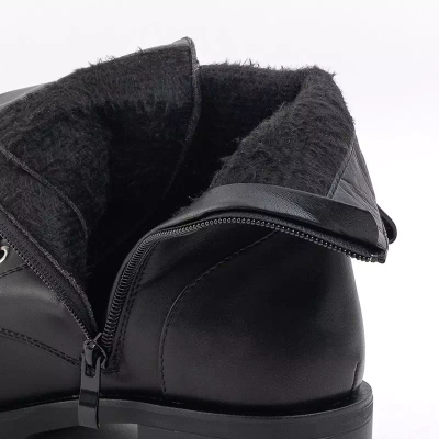 OUTLET Bottines noires pour femmes avec perles Iznala - Chaussures
