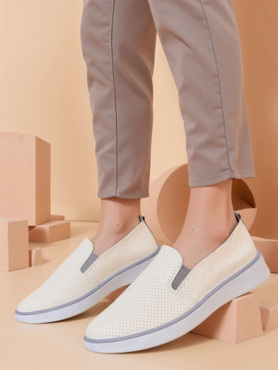 Royalfashion Chaussures de sport perforées pour femmes Musio