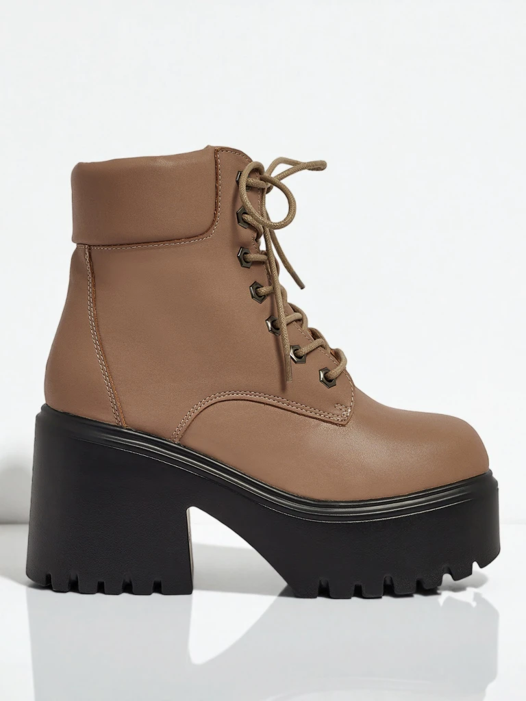 Bottines femme en éco-daim à talon bloc et plateforme Tavlissa