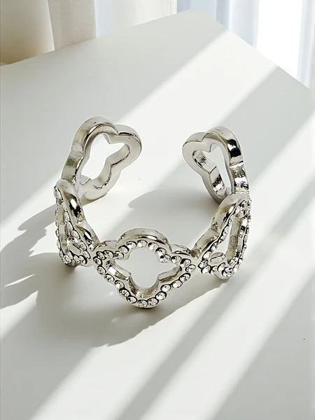 Bracelet Ariadne Silverita avec cristaux – argenté, motif géométrique glamour