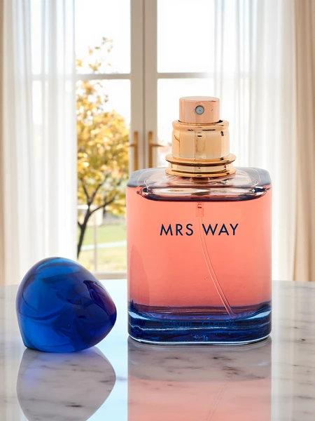 Aurelia Mrs Way 50ml Eau de Parfum - Élégance Italienne et Floral-Fruité