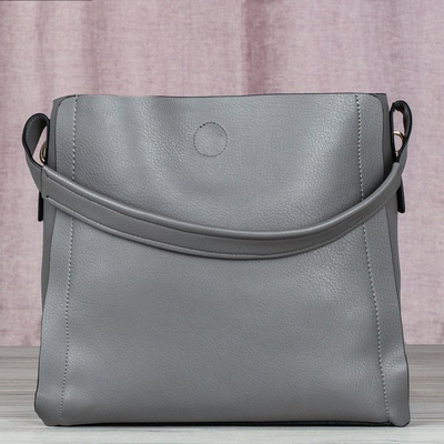 Grand sac à bandoulière gris avec clous - Sacs