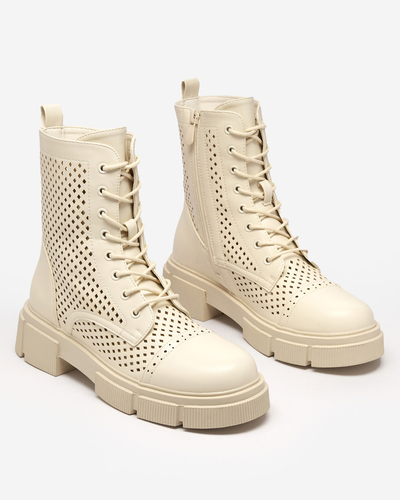 Bottes pour femmes beiges ajourées à talons plats Rolika - Footwear