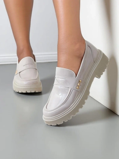 Royalfashion Mocassins en vernis pour femmes Dunes