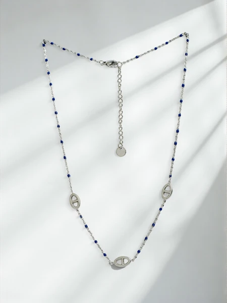 Collier Callista Argento avec perles bleues et mailles argentées