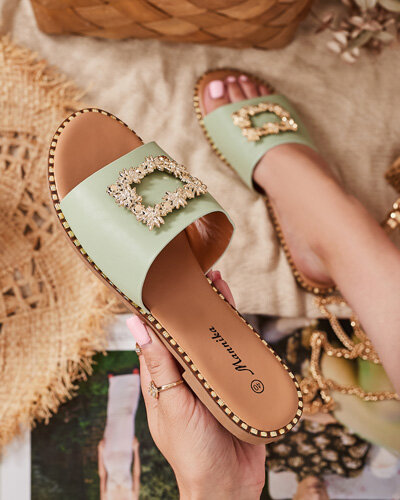 Pantoufles élégantes vertes pour femmes avec ornement doré Meriso - Footwear