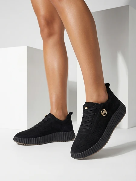 Royalfashion Baskets de sport perforées pour femmes Tobin