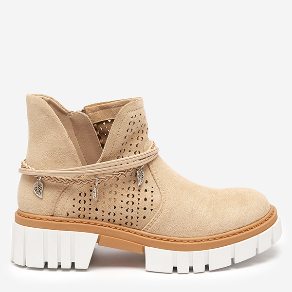 OUTLET Bottes femme beiges ajourées avec ornements Versi - Footwear