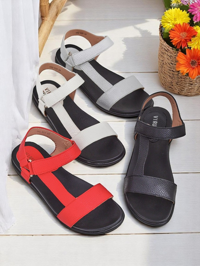 Sandales plates pour femmes Royalfashion Lillia