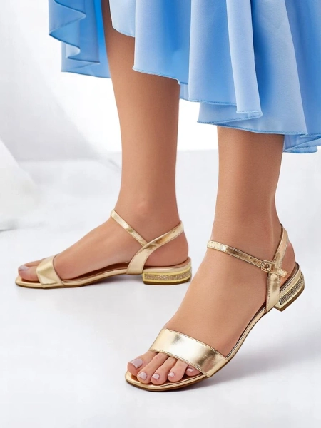 Sandales Royalfashion pour femmes avec une semelle plate Aronies