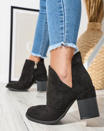Bottes pour femmes sur le poteau avec découpes en noir. Encura- Footwear