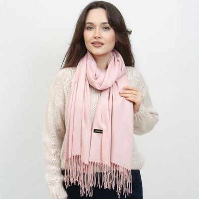 Grande écharpe rose pour femme avec pompons - Accessoires