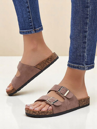 Sandales pour femmes Royalfashion avec boucles Foumy