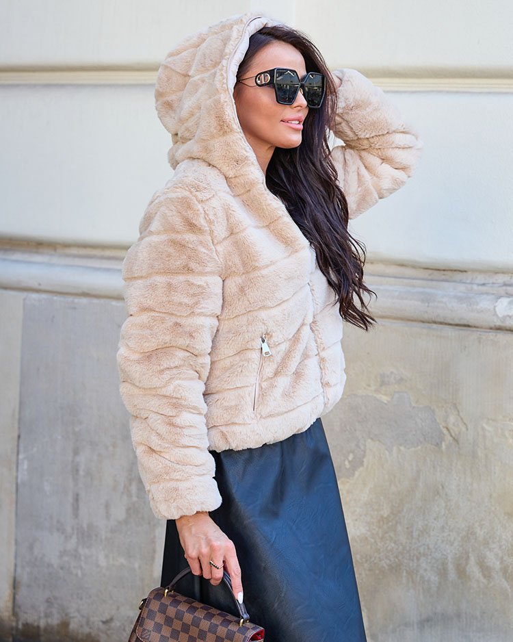 Royalfashion Veste femme double face avec fourrure en beige