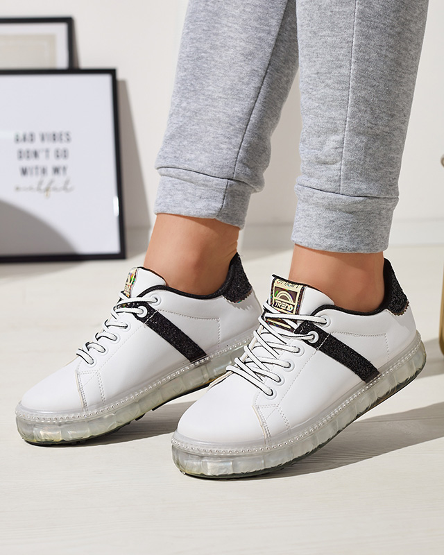 Chaussures de sport pour femmes en blanc avec empiècements noirs Asxa- Footwear