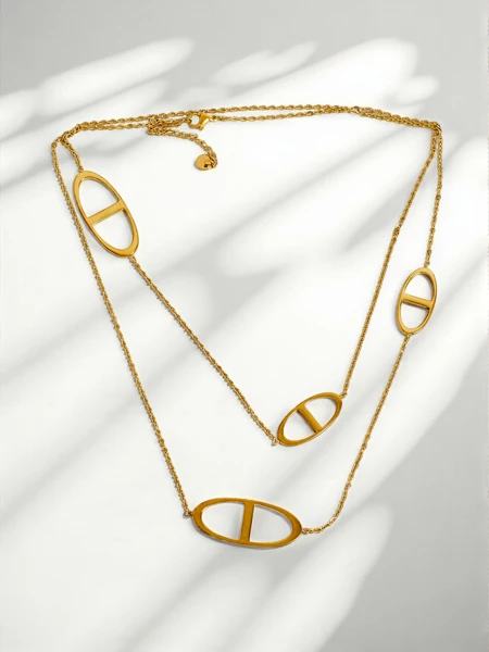 Collier Callisto Aurelia en acier inoxydable plaqué or de style italien