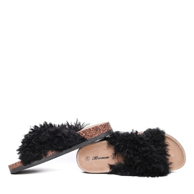 Czarne klapki z kożuszkiem Itzel- Obuwie