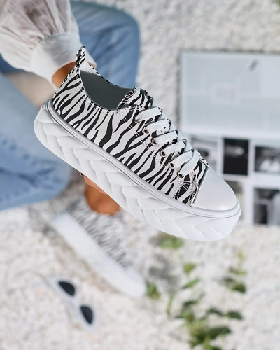 Royalfashion Baskets compensées noires et blanches pour femme Atredika
