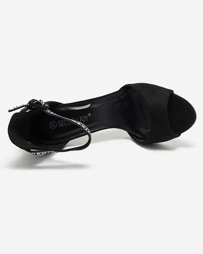 OUTLET Sandales pour femmes à talon haut en noir Opass-Shoes