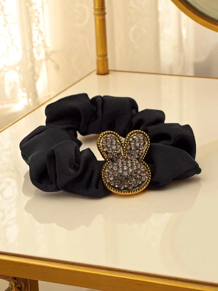 Royalfashion Chouchou avec lapin décoratif en satin Bunny