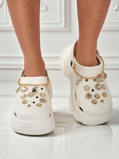 Sandales Caligae Aurelia Bianca avec décorations chain style glamour