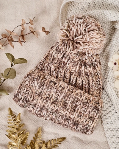 Chapeau tricoté pour femme Royalfashion avec un pompon