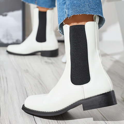 Bottes hautes blanches pour femmes à bout carré Ludiz- Footwear