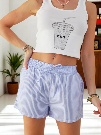 Shorts pour femmes Royalfashion avec une taille élastique et des cordons de serrage dans un motif rayé