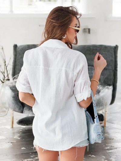 Chemise en coton pour femmes Royalfashion avec embossage et un col en V et des manches 3/4