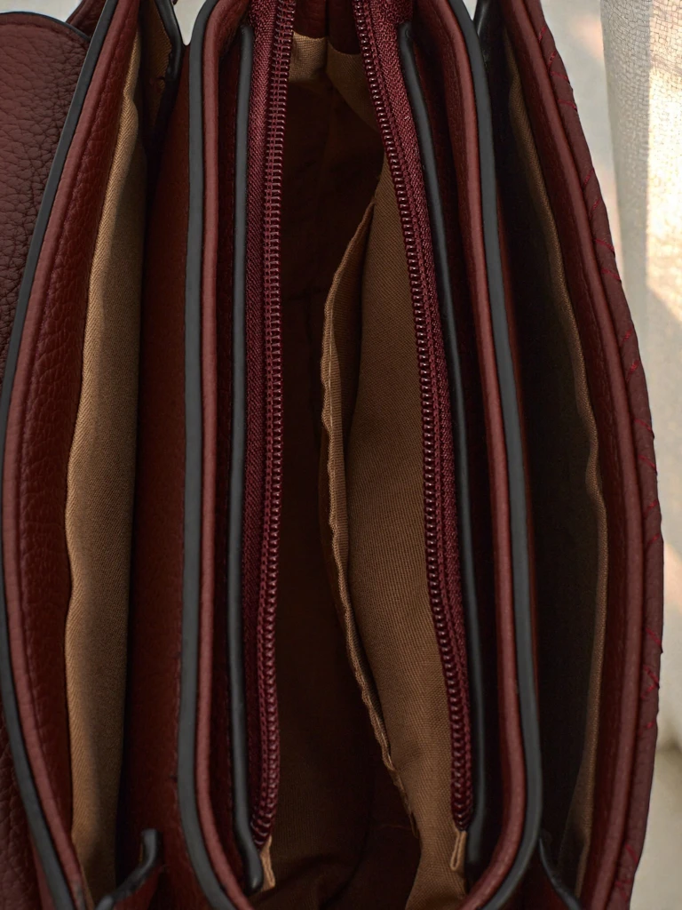 Sac à Main pour Femmes Luna Bordeaux Écologique Élégant pour Tous les Jours