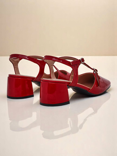 Royalfashion Escarpins femme à talons bas avec brides décoratives Lollita