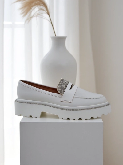 Mocassins pour femmes Royalfashion avec des strass Vinness