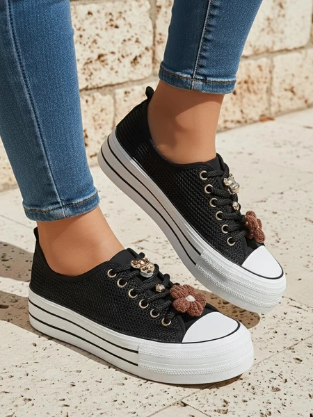 Baskets perforées Royalfashion pour femmes avec décorations Osdo