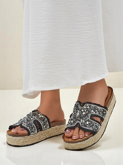 Royalfashion Chaussons pour femmes avec décorations Candy Candy
