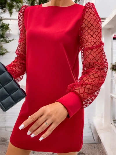 Robe pour femmes classique de longueur genou de couleur noire avec un col rond. La robe a des manches longues en maille avec des sequins et n'a pas de fermeture. Excellent choix pour la saison des fêtes !<p>REMARQUE :</p><p>*REMARQUE : Précision de mesu