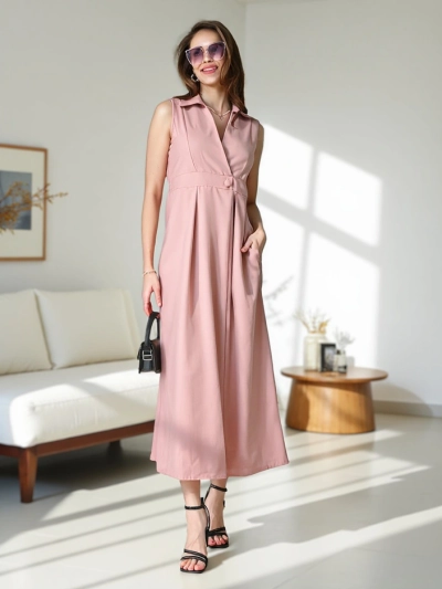 Robe sans manches Royalfashion pour femmes avec un décolleté enroulé Bizness