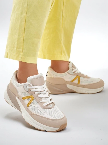 Royalfashion Baskets de sport pour femmes sur une semelle plus épaisse Moderax