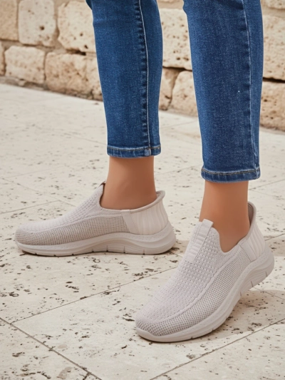 Aurelia Comfort Chaussures Plates en Tissu Beige à Enfiler pour Femmes