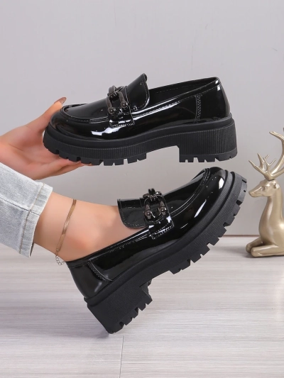 Royalfashion Mocassins en vernis pour femmes Arieda