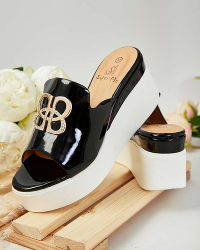 Royalfashion Tongs laquées pour femme sur Sailla