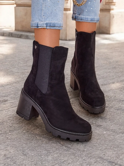 Royalfashion Bottines pour femmes en éko-suède sur un poteau Weggis