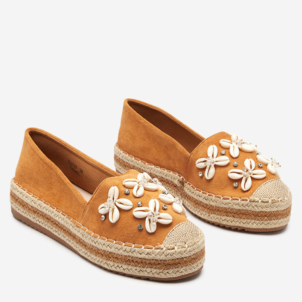 OUTLET Espadrilles femme marron clair avec décorations Izira - Chaussures